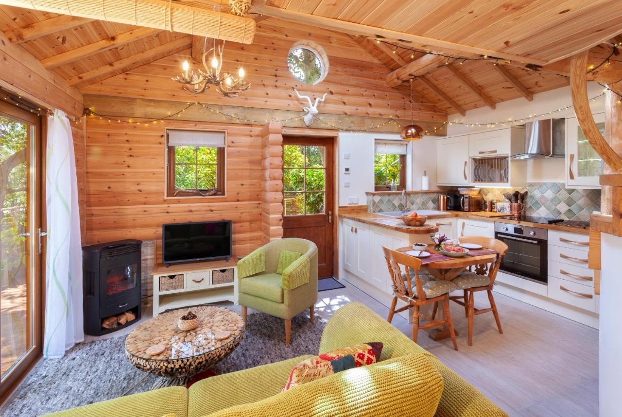 Porthole Log Cabin ไมน์เฮด ภายนอก รูปภาพ